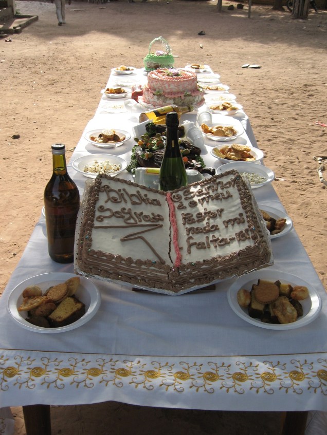 Table festif (Gâteaux et boissons)